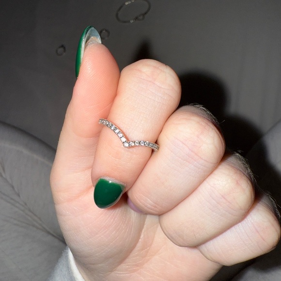 Pandora Sparkling Wishbone Ring - Picture 2 of 2